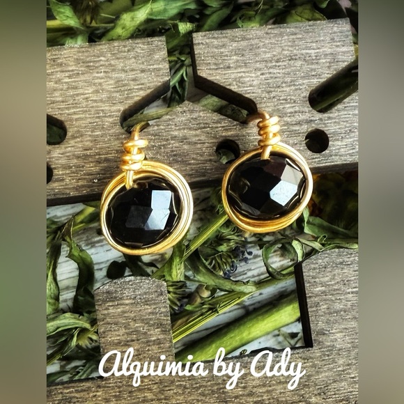Alquimia Black and Gold Earrings with Faceted Stones - Picture 1 of 1